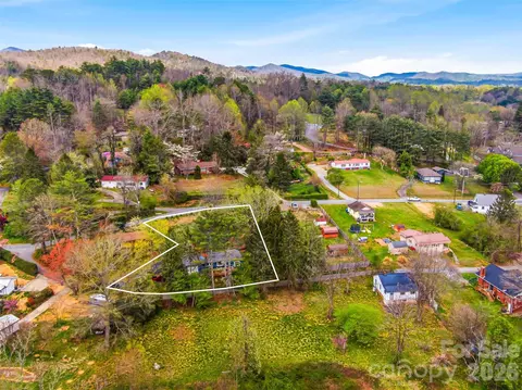 View/Area - 33 Kilpatrick St, Brevard, NC 28712 photo 5 of 5