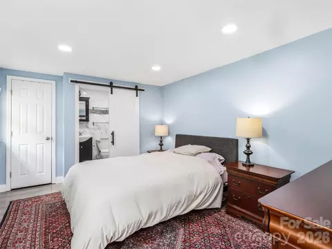 Bedroom - 33 Kilpatrick St, Brevard, NC 28712 photo 4 of 5
