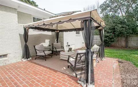 Exterior - 1302 E Franklin St, Monroe, NC 28112 photo 4 of 6
