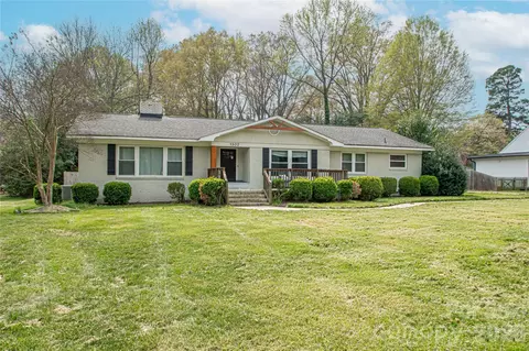 1302 E Franklin St, Monroe, NC 28112