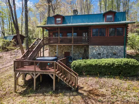 868 English Ridge Dr, Mars Hill, NC 28754