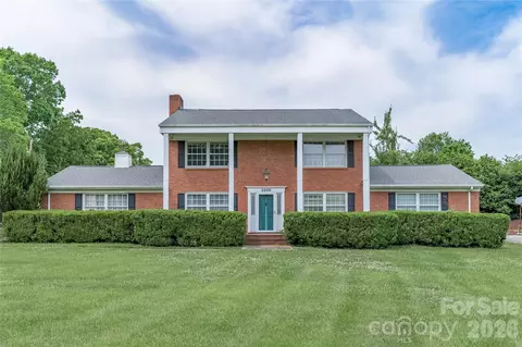 2200 Armstrong Park Dr, Gastonia, NC 28054