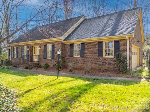 277 Forest Hills Cir, Rutherfordton, NC 28139