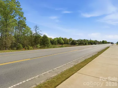 1386 Highway 55 E Hwy E, Clover, SC 29710 photo 19