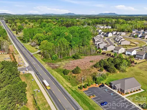 1386 Highway 55 E Hwy E, Clover, SC 29710 photo 12
