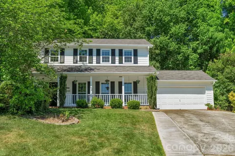 2503 Bathgate Ln, Matthews, NC 28105