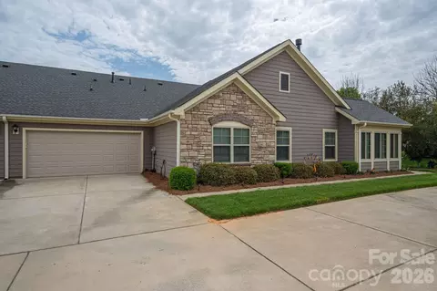1434 Somersby Cir, Gastonia, NC 28054