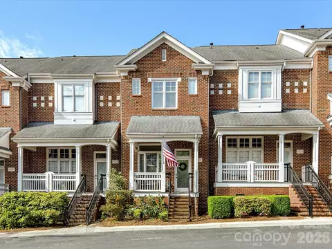 4916 S Hill View Dr, Charlotte, NC 28210