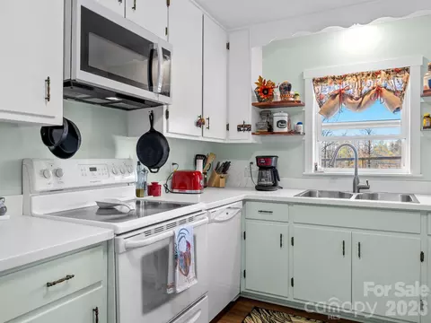 Kitchen - 1434 Lake Adger Rd, Mill Spring, NC 28756 photo 2 of 3