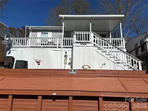 116 Clubhouse Drive Ext, New London, NC 28127