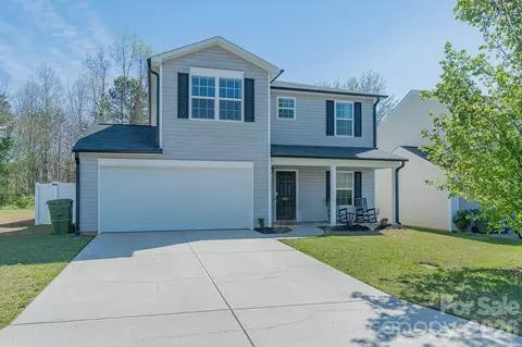 501 Caden Village Cir, Lexington, NC 27295