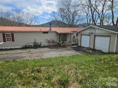 153 Kel Mil Rd, Waynesville, NC 28785