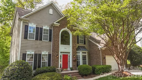 7900 Wilby Hollow Dr, Charlotte, NC 28270
