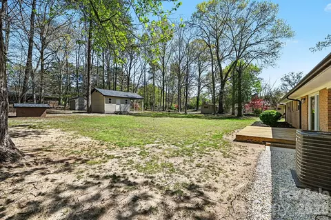 Exterior - 235 Cantiberry Dr, Salisbury, NC 28146 photo 3 of 7