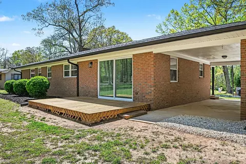 Exterior - 235 Cantiberry Dr, Salisbury, NC 28146 photo 4 of 7
