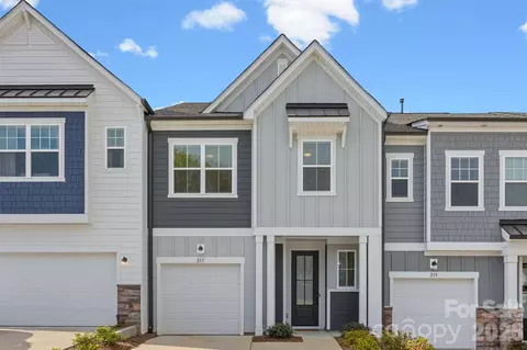 217 Brooks Springs Dr, Fort Mill, SC 29708