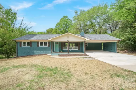 624 Flicker St, Concord, NC 28027