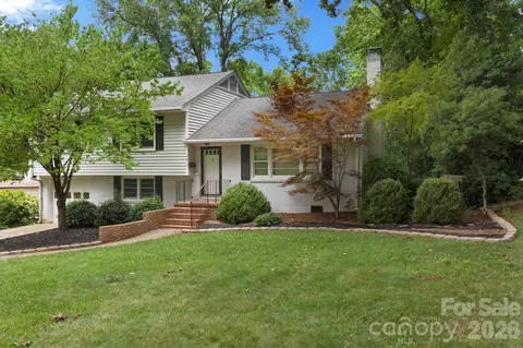 4215 Chelmsford Rd, Charlotte, NC 28211