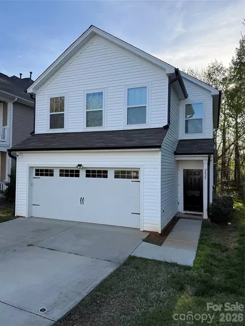 2025 Woodshorn Dr, Matthews, NC 28104