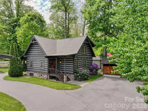 18 Rachels Cir, Maggie Valley, NC 28751