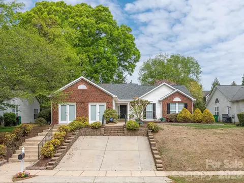 5519 Haybridge Rd, Charlotte, NC 28269