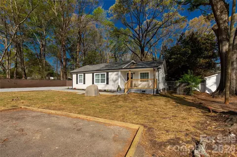 2862 Greenwood Rd, Rock Hill, SC 29730