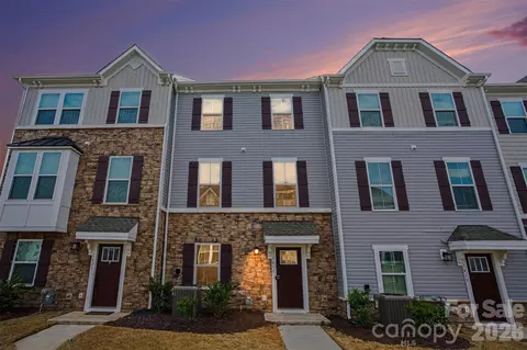 1419 Newell Towns Ln, Charlotte, NC 28262