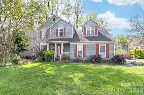 9907 Davis Lake Pkwy, Charlotte, NC 28269