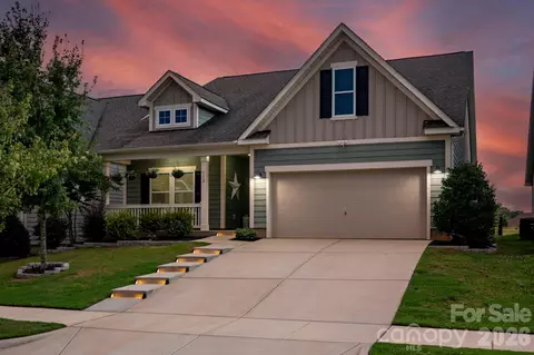 112 Jana Dr, Statesville, NC 28677