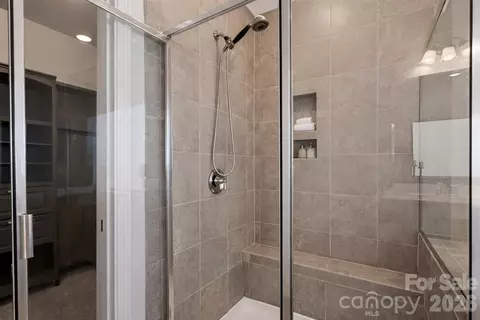 Bath - 5079 Fenwick Ct, Lancaster, SC 29720 photo 2 of 4
