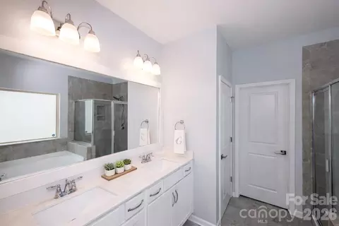 Bath - 5079 Fenwick Ct, Lancaster, SC 29720 photo 1 of 4