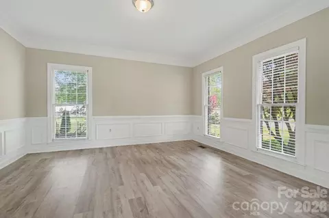 Living - 125 Pointer Se Ct SE, Concord, NC 28025 photo 1 of 4