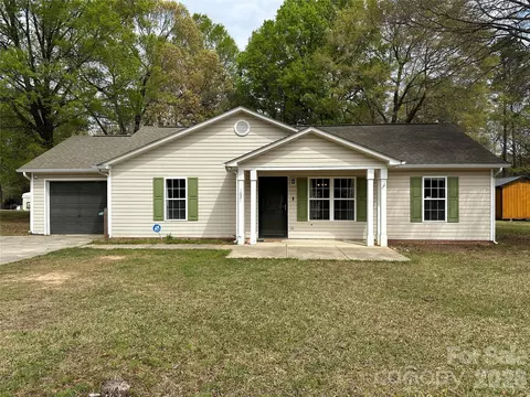 1021 Cedar Creek Rd, Kannapolis, NC 28083