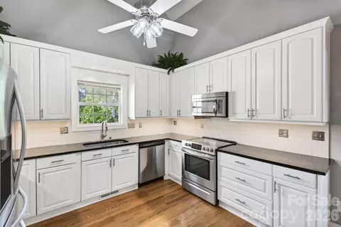 Kitchen - 9101 Pitcairn Dr, Tega Cay, SC 29708 photo 2 of 2