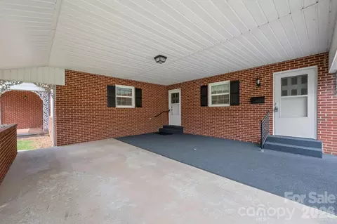 154 Alton Ln, Boone, NC 28607 photo 4