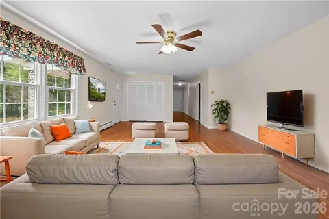 154 Alton Ln, Boone, NC 28607 photo 10