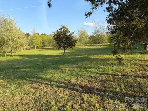 201 Blue Mountain 1 Ln #1, Tryon, NC 28782 photo 2