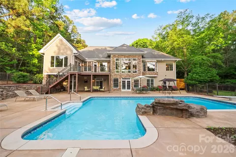 1549 Lillys Bridge Rd, Mount Gilead, NC 27306