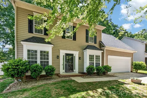 134 Meadow Pond Ln, Mooresville, NC 28117