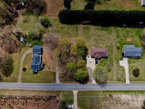 3048 Spencer Ne Rd NE, Conover, NC 28613