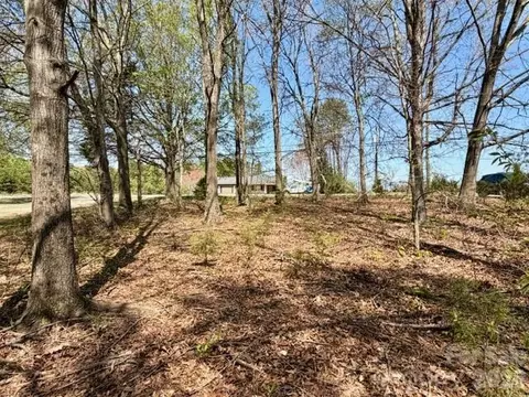 3048 Spencer Ne Rd NE, Conover, NC 28613 photo 9