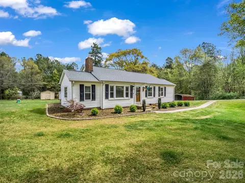 416 W Main St, Mooresboro, NC 28114