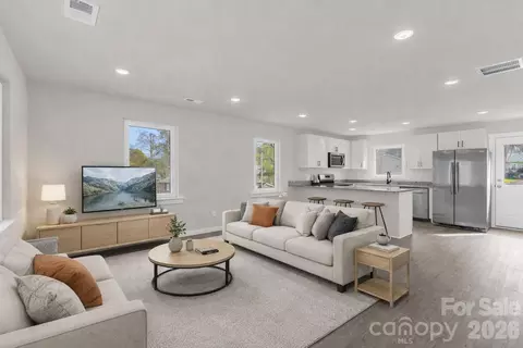 515 Wagner St, Statesville, NC 28677