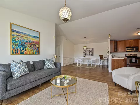 11873 Ridgeway Park Dr, Charlotte, NC 28277