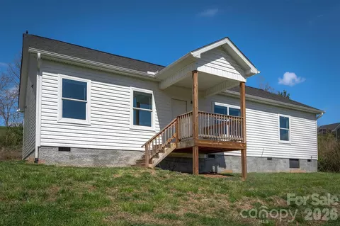 138 Indian Paintbrush Ln, Alexander, NC 28701
