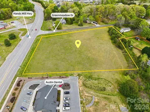 5185 Green Meadow Dr, Rock Hill, SC 29732