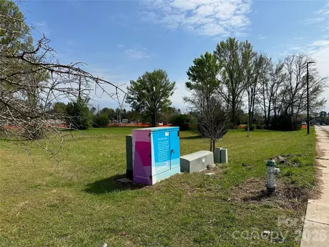 1405 Saluda St, Rock Hill, SC 29730