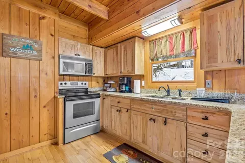 Kitchen - 233 Cherry Rd, Boone, NC 28607 photo 2 of 4