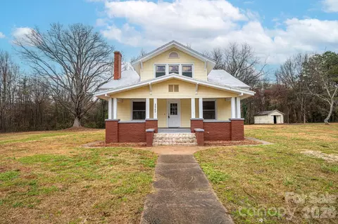 2645 Kool Park Ne Rd NE, Hickory, NC 28601