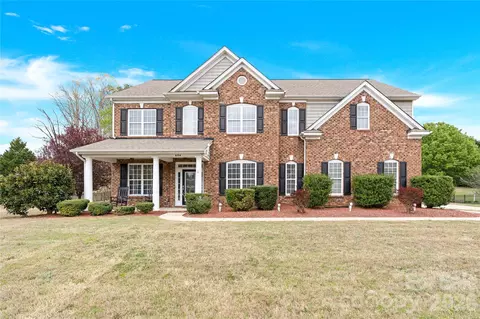 604 Palmerston Ln, Waxhaw, NC 28173